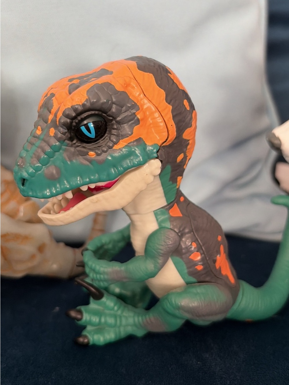 Dino Fingerlings